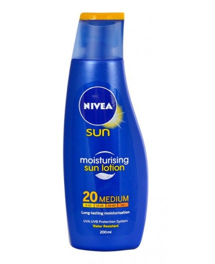 Nivea Sun Protect & Moisture SPF20 Preparat do opalania ciała 200ml